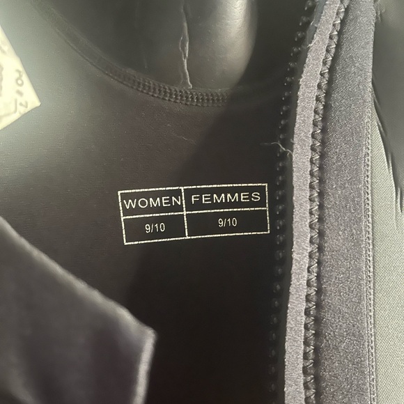 BodyGlove Wet Suit Women’s 9/10 - Picture 6 of 7